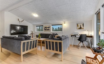Awesome home in Sæby with WiFi 3
