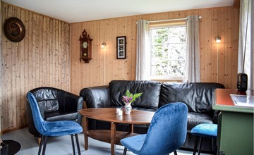 2 bedroom cozy home in Stolmen 2