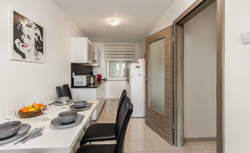 Stunning apartment in Crikvenica 3
