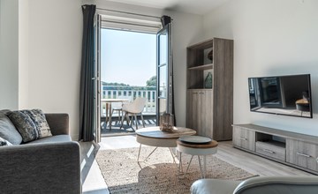 2 bedroom nice apartment in Kamperland 3