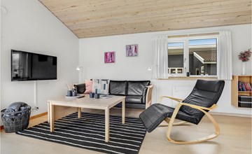 Gorgeous home in Gudhjem with WiFi 3