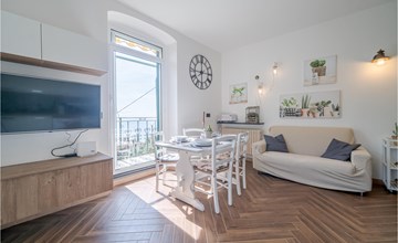 2 bedroom cozy home in Camogli 3