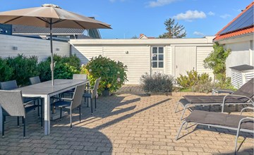 2 bedroom lovely home in Blokhus 2