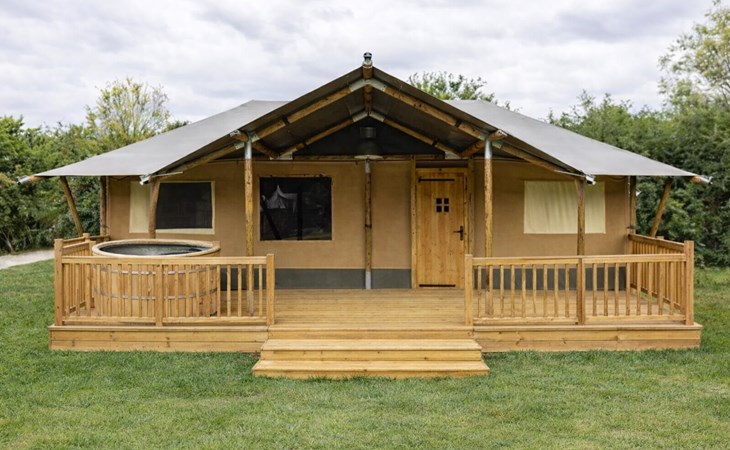 Glamfield Lodge Premium met hottub | 4 Pers. 1