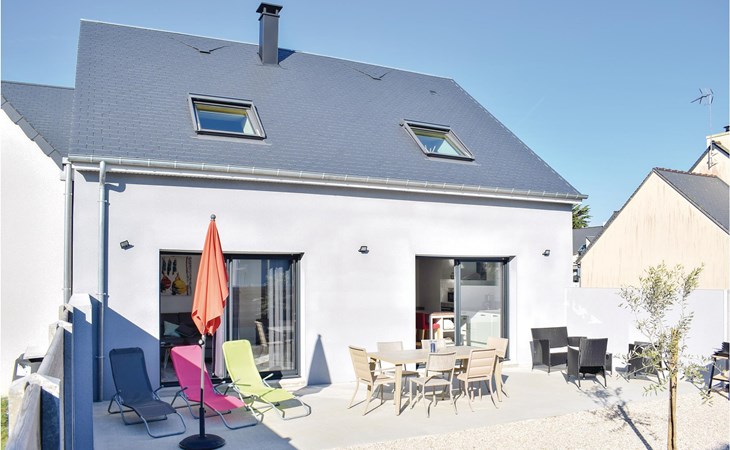 Stunning home in Saint-Germain-sur-Ay 1