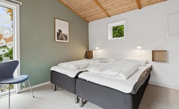 "Skyler" - 250m from the sea 2