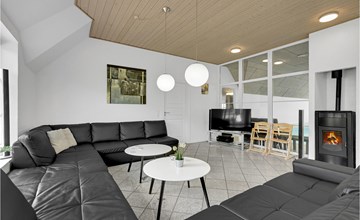 Stunning home in Ulfborg with sauna 3