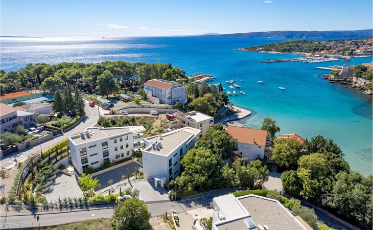 3 bedroom stunning apartment in Krk 1