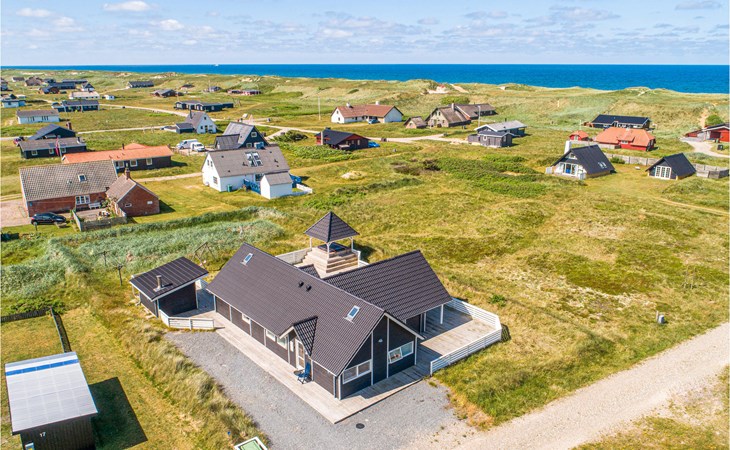 4 bedroom awesome home in Harboøre 1