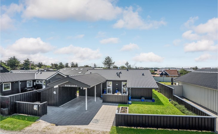 Nice home in Blokhus with kitchen 1
