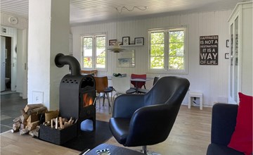 3 bedroom awesome home in Nexø 3