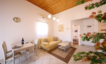 Gesamte Wohnung in Vir mit Großem Balkon 3