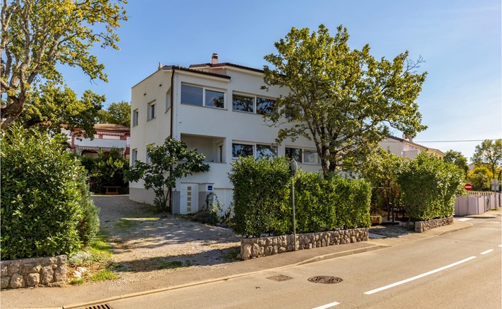 2 bedroom amazing apartment in Njivice 1