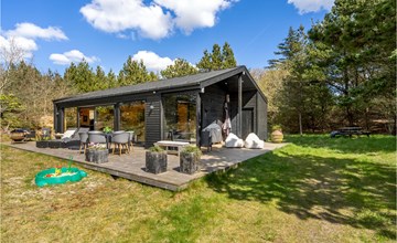 3 bedroom cozy home in Blokhus 2