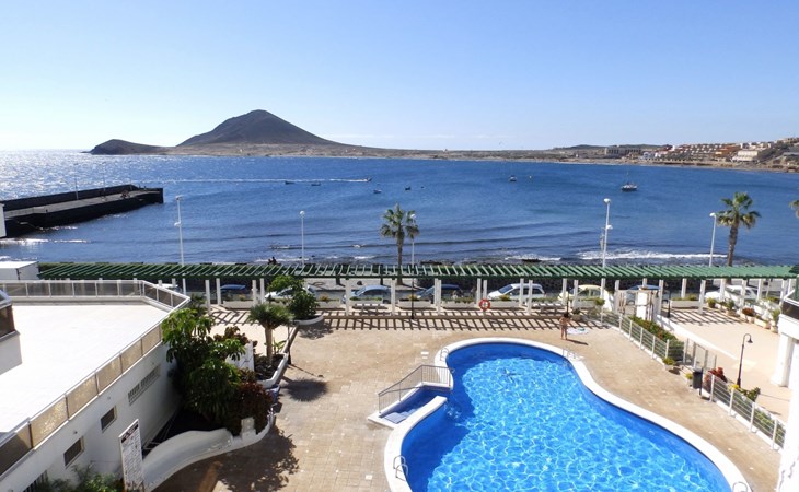 mit Balkon und Meerblick 1