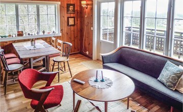 Stunning home in Førde i Hordaland 2