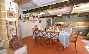 Cozy home in St Quentin La Poterie 2