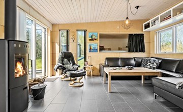 Amazing home in Løgstør with kitchen 3