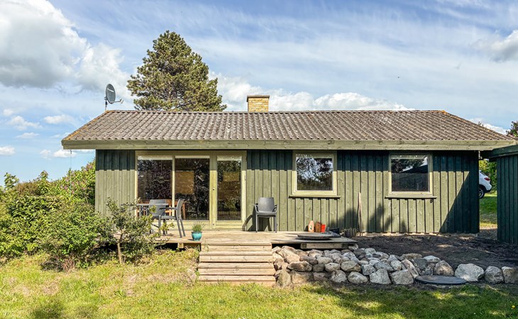 Gorgeous home in Slagelse with house sea view 1