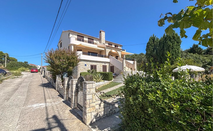 1 bedroom nice apartment in Rab 1