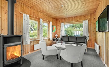 2 bedroom lovely home in Bindslev 3