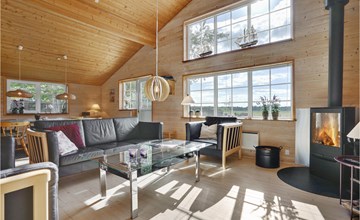 Pet friendly home in Ebeltoft with WiFi 3