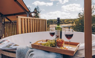 Glamfield Lodge Deluxe with hot tub | 4 Pers. 2
