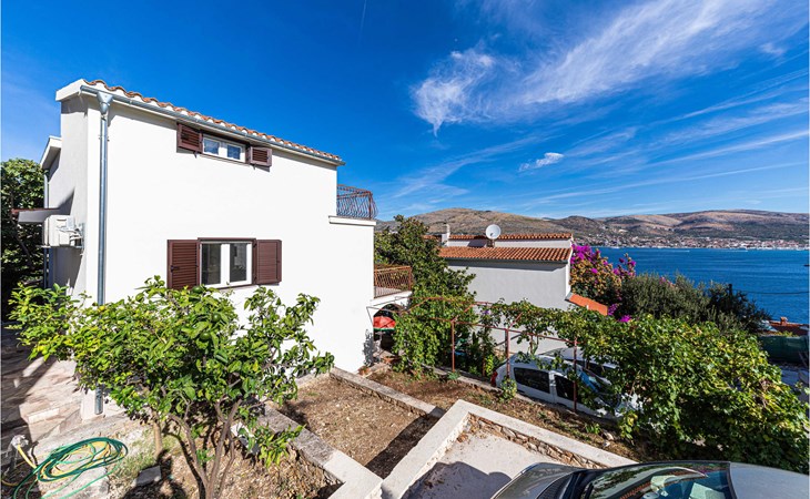 Gorgeous apartment in Okrug Donji 1