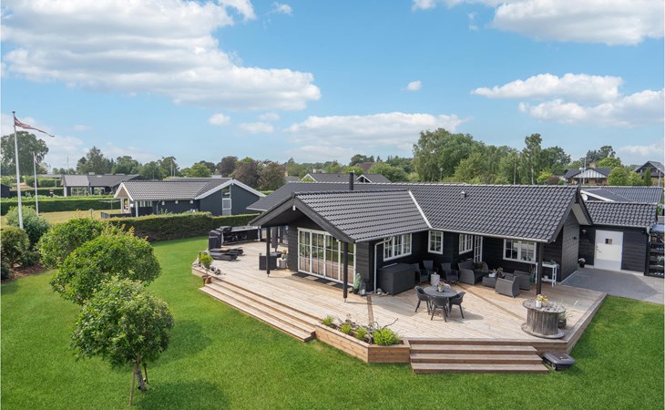 Cozy home in Juelsminde with WiFi 1
