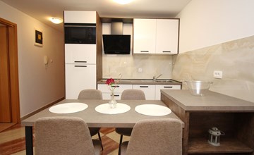 Modern eingerichtete Apartment für 4 Personen ideal für Famillien mit Kinder im 3