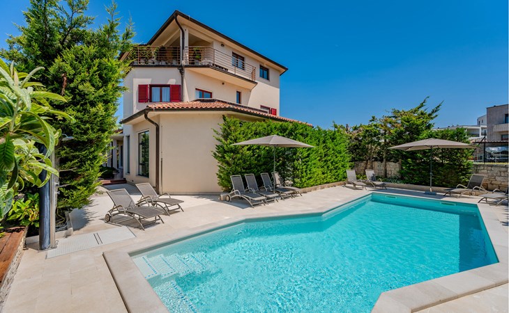 1 bedroom beautiful apartment in Pula 1