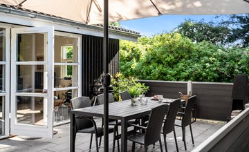 3 bedroom stunning home in Hals 2