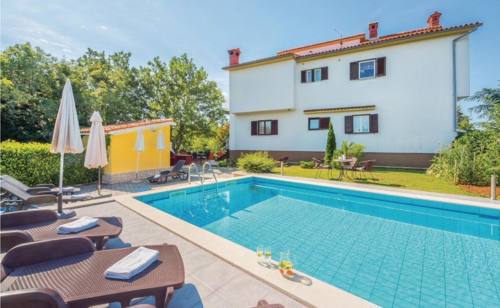 Cozy apartment in Labin with WiFi 1