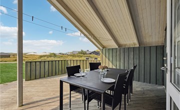 4 bedroom stunning home in Hvide Sande 2