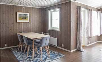3 bedroom amazing home in Jaren 2
