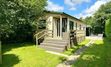 Chalet 521 at Recreatiepark De Wielen 2