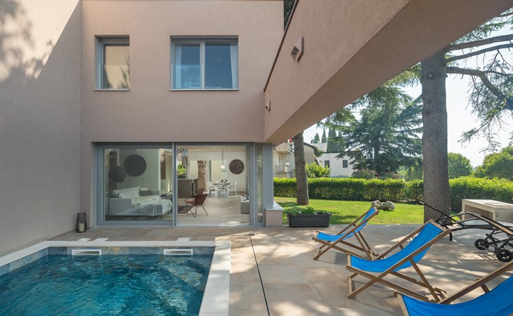 Pet friendly home in Novigrad 1