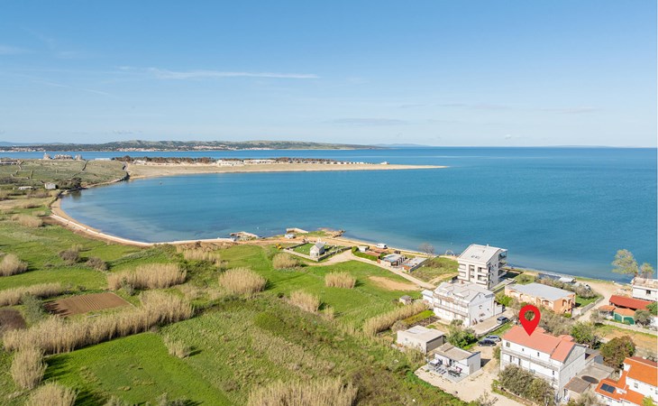 Cozy apartment in Povljana with WiFi 1