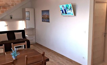 Schöne Ferienwohnung in Baska Voda mit Terrasse 3
