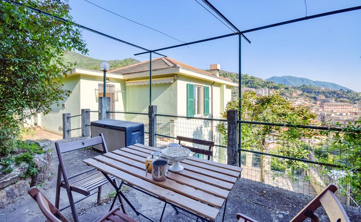 2 bedroom cozy apartment in Recco 1