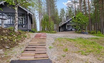 A flap of the hat 2