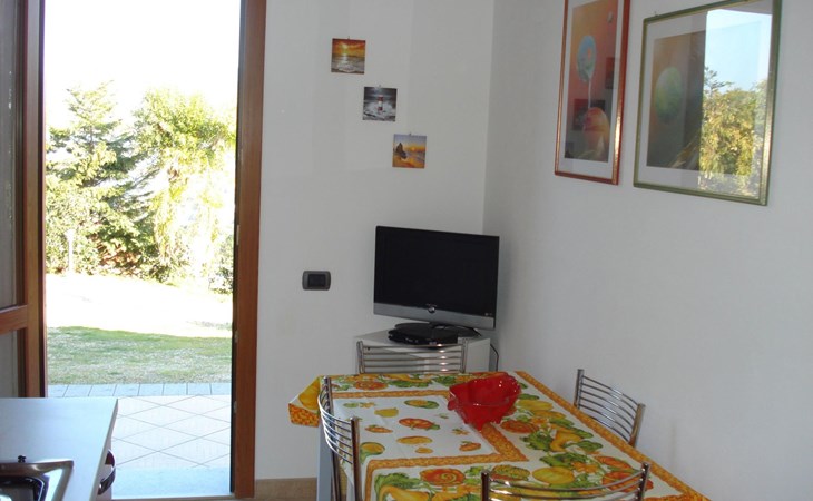 Gemütliches Appartement in Capoliveri mit Grill und Terrasse 1
