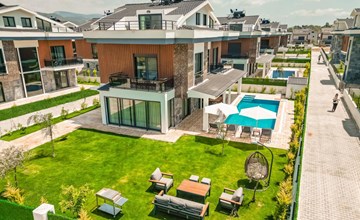 Luxuriöse Villa "Galaxy V3", 300 Meter vom Meer 2