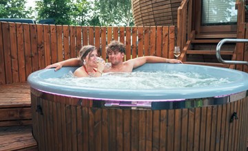 The Nutshell mit Hot Tub und Sauna | 2 Personen 2