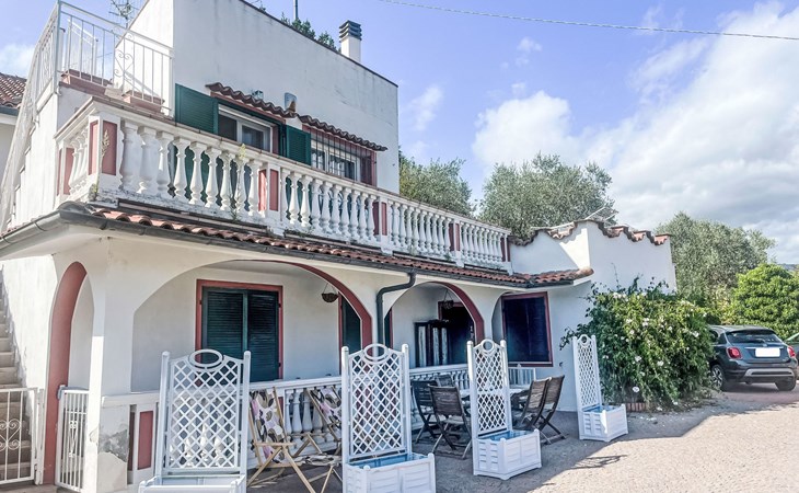 Il Portico 1