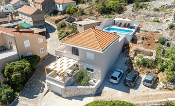 3 bedroom awesome home in Blato 2