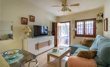 Nice home in Torrevieja with kitchen 3