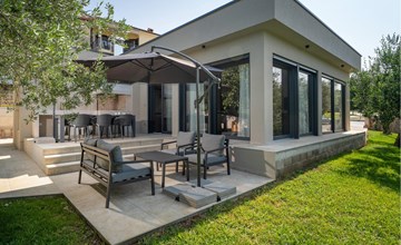 Amazing home in Vrsar with house a panoramic view 2