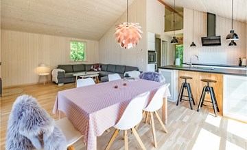 Lovely home in Gørlev with kitchen 3