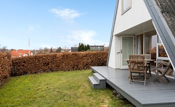 2 bedroom stunning apartment in Knebel 2